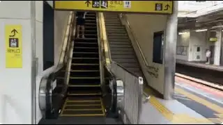 【東芝】2X新しい エスカレーター　ユーカリが丘駅 2X new escalator Yuukari Gaoka station Keisei line Sakura Chiba Japan
