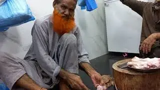 Old Butcher Cutting Skills In Mutton Shop Amazing and he Walk 8 kilo mettera for work