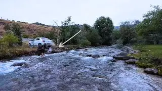 No Music, Just Nature | A Lonely, Scary Hike and a Cozy Kitchen