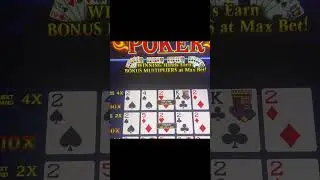 UNREAL CASINO MOMENT! QUAD TWOS BRING HUGE PAYOUT! #videopoker #quads #tripledouble #casino #slot