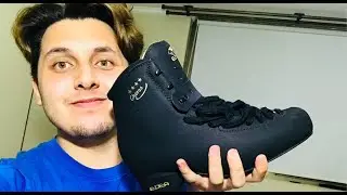 Edea Chorus Unboxing: Black Boots