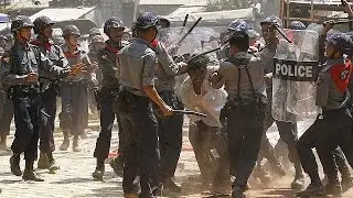 Repress&atilde;o violenta na Birm&acirc;nia