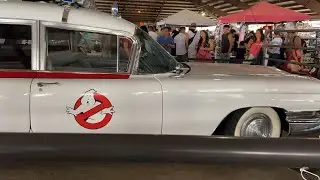 Mini comic con  ! Encontre buenas piezas #ghostbusters #batmobile #mac5