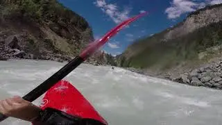 World Kayak River Guide -  Kicking Horse (Middle)