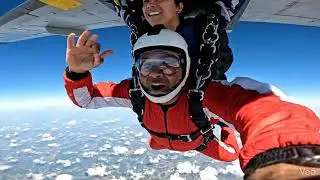 [AI]Skydiver's Epic Jump: GoPro POV
