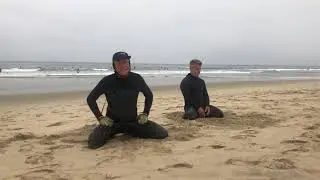 Kips Hip flexer stretch before surfing.