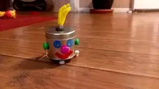 DIY Tin Robot With Vibrating Motor