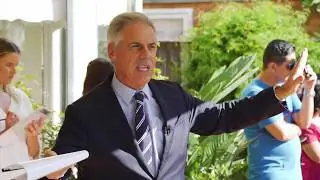 Peter Mochrie Auctioneer Profile