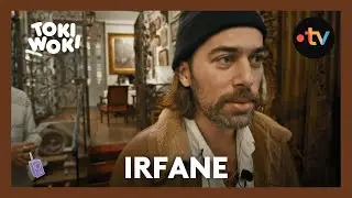 Irfane,  chanteur et compositeur au succ&egrave;s international, sur la place de la cath&eacute;drale &agrave; Strasbourg