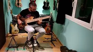 AST Bass Headless: Natural harmonic test
