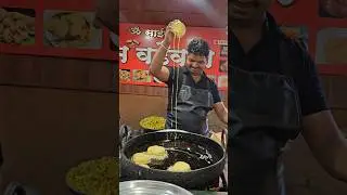 Unique Ulta Vada Pav Making #shorts