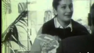 L'auto-&eacute;cole transform&eacute;e en pressing - Archive INA