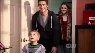 Clay and Quin showing Logan his new room | 9x12 One Tree Hill
