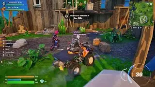 Fortnite Girlfriend's Clutch Carries Me