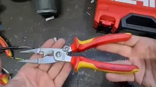 KNIPEX 13 96 200 Elektroinstallationszange - Zangen f&uuml;r Elektriker