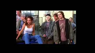 Fashion Grunge Podcast Episode 013: Sounds razor. | Disturbing Behavior (1998)