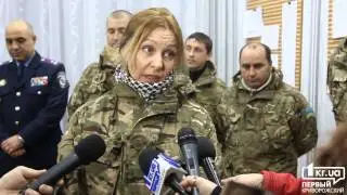 Руководство УВД и бойцы &laquo;Кривбасса&raquo; посетили школу-интернат №1 | 1kr.ua
