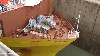 BigLift ship HAPPY RIVER meets tanker ALGOSEA below Lock 3, Welland Canal, 2019