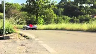 WESTFIELD XTR2, un'auto da corsa per dominare la strada