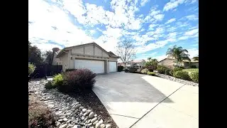 Stylish 4-Bedroom & 2 bathroom Single-Story w/ Modern Upgrades in Chardonnay Hills