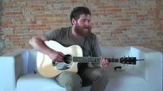 ATP! Acoustic Session: Andy Hull (Right Away, Great Captain!) - 