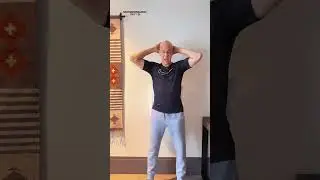 Stand Taller Stop the Hunch:  Quick Abs Stretch!  Dr. Mandell