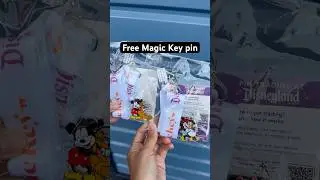 Get your freebie this week for Magic Key Holders! // Disneyland