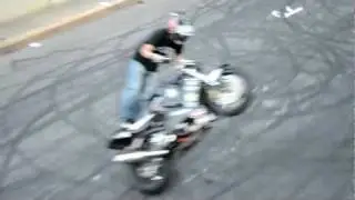 ZX6R slow standup circle wheelies 1080p