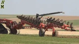 Case IH Quadtrac stx 440 / Gregoire besson 13 plow