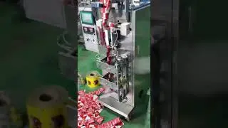 Continuous continuous bag granule automatic packaging machine, suitable for nuts,