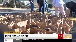 Kids giving back