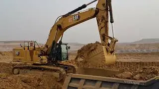 Cat excavator and tractors and toys loading Trucks Mining Volvo Construction equipment 