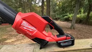 Milwaukee fuel blower (2724-20) unboxing small test