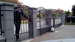 ZEBRA Sliding Gate Operator - Full Safety Automation Technology By Quiko