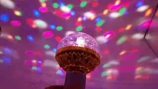 D&ouml;ner Başlıklı Renkli RGB Disko Işık Led Ampul 6 Watt