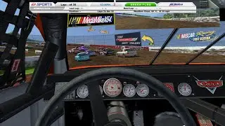 Nascar Racing 2003: Lightning McQueen and the Gang in some Muddy Martinsville Mayhem!!! (Race View)
