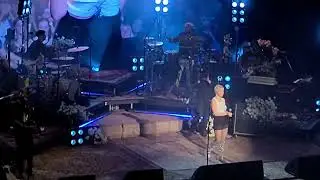 MAGGIE ROGERS Shrine Auditorium LOS ANGELES