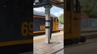 Class 69 69011 Gets a green signal