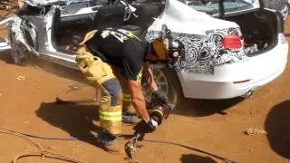 BMW TNT Demo - Cutting Rims