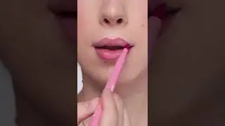 Everyday pink lip stain look using the Huda Beauty Lip Contour Stain and Faux Filler Lip Oil