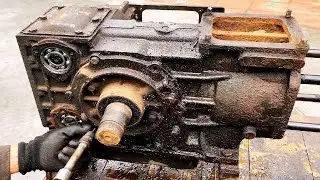 Full Restoration Antique Diesel Engine // Restore and Repair Old and Rusty D8 Diesel Engine