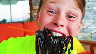 Children eat black noodles, Kids funny videos . Vilfun show video kids game