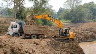 JCB vs. Monsoon: A Week of High-Stakes Agricultural Operations😱#jcb#jcbvideo#youtubeshorts #jcb