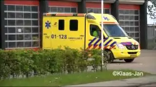 Ambulance 01-128 met spoed naar onbekende melding