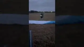 Пытаюсь летать на парамоторе без какой-либо подготовки!