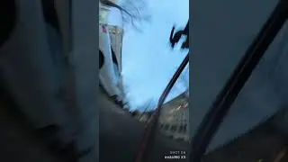 Insta360 X3 durch ishoxs Xtension Neo M Halterung, nach 20 min Nutzungsdauer, geschrottet.