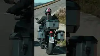 GIVI TREKKER ALASKA WITH A NATURAL ALUMINIUM FINISH, 44 LTR