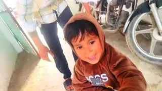 Hamza ne camera 😂 hi chhin liya