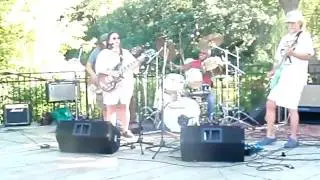 BETSY & THE BONESHAKERS - 