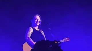 Ashley McBryde - Girl goin nowhere - c2c - Dublin Ireland 2022